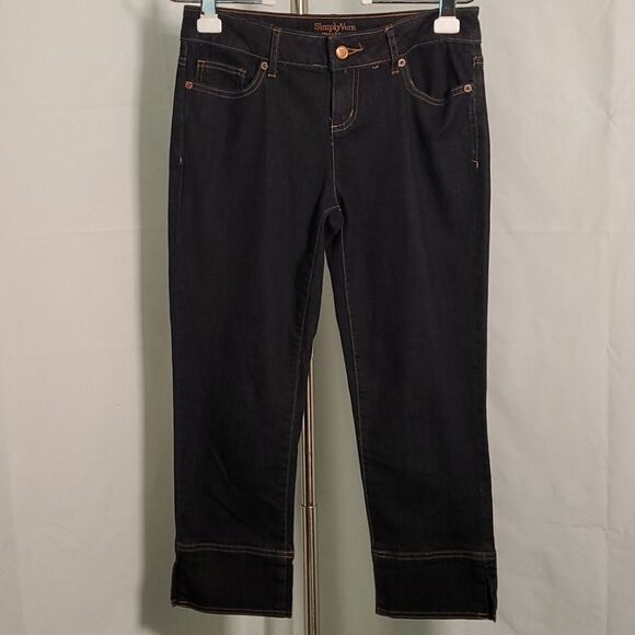 Simply Vera Wang straight‎ denim capris Size 4. Great condition. - Picture 1 of 8